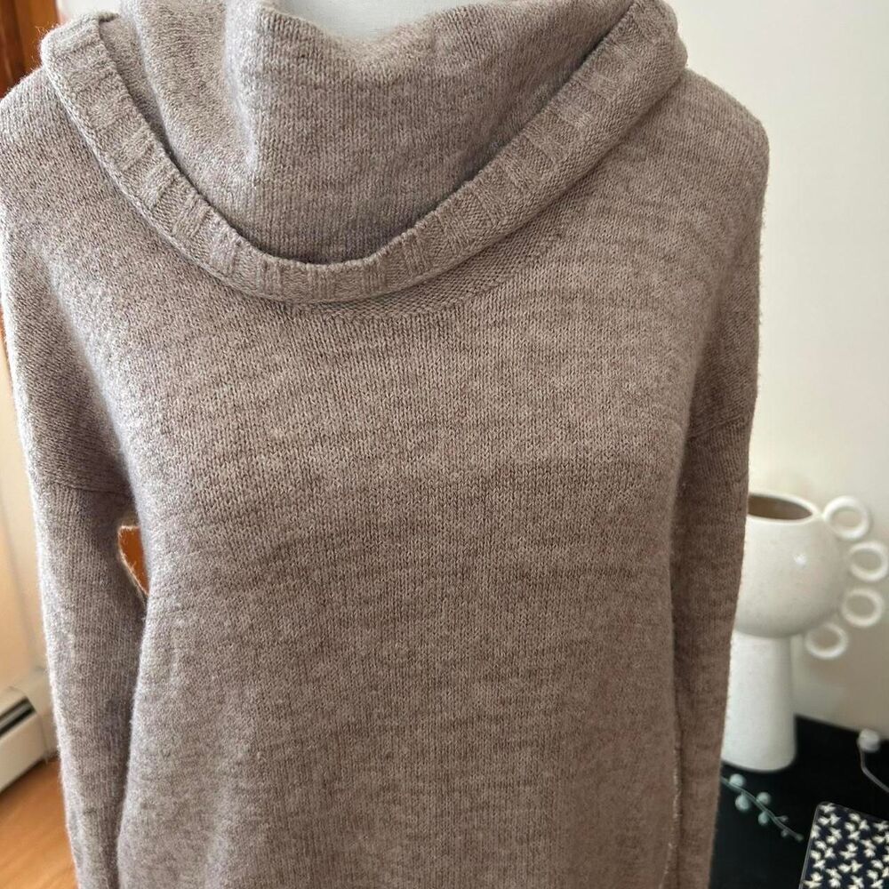 Anthropologie Women's Oatmeal Tan Sweater Dress- Size M Cowl Neck